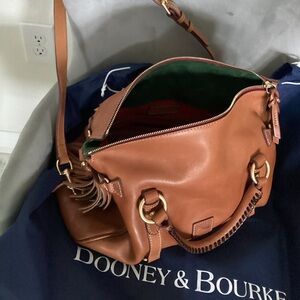 Dooney & Bourke -florentine satchel